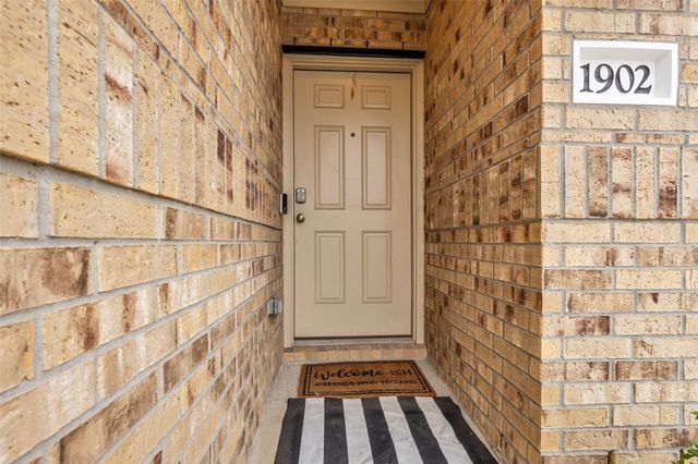 1902 Champions Drive, Navasota, TX 77868