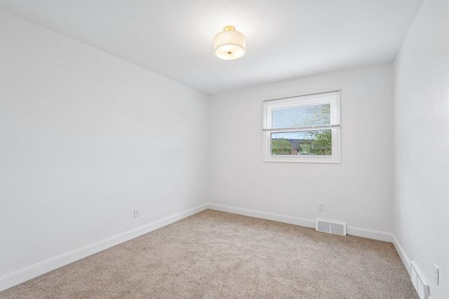 4898 Abbott AVENUE, Greenfield, WI 53220