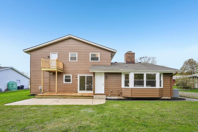 4898 Abbott AVENUE, Greenfield, WI 53220
