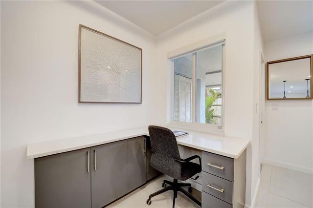 50 NE 30th Court 1-2, Wilton Manors, FL 33334