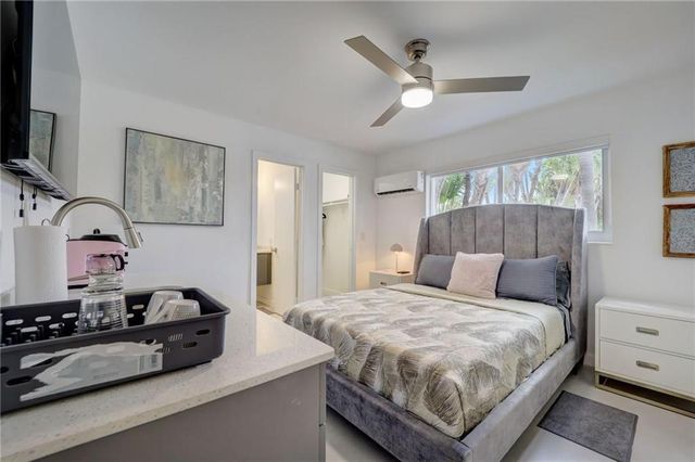 50 NE 30th Court 1-2, Wilton Manors, FL 33334