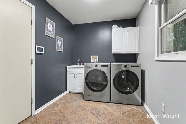 1802 Duchess Court, Muskegon, MI 49445
