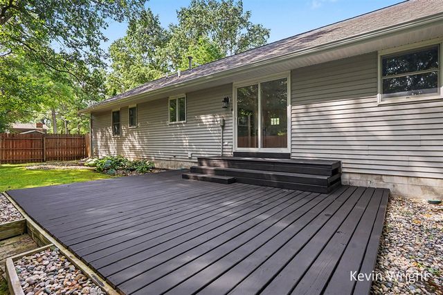 1802 Duchess Court, Muskegon, MI 49445