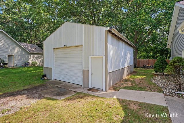 1802 Duchess Court, Muskegon, MI 49445