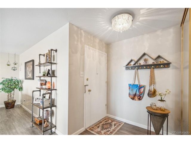 955 Eudora St 801E, Denver, CO 80220