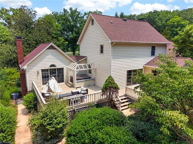 2866 Hickory Drive, Asheboro, NC 27205