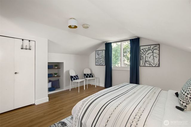 18806 4th Avenue S, Burien, WA 98148