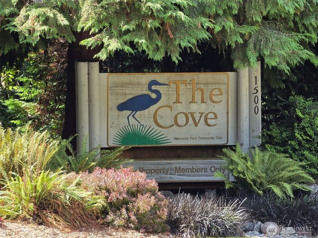 18806 4th Avenue S, Burien, WA 98148