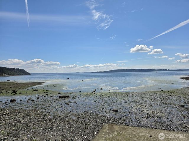 18806 4th Avenue S, Burien, WA 98148