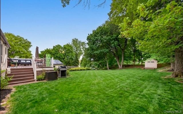 29 Christine Lane, Tappan, NY 10983