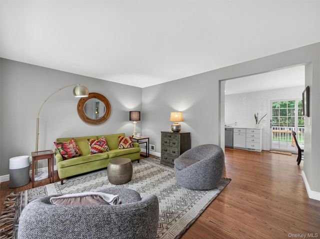 29 Christine Lane, Tappan, NY 10983