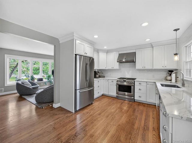 29 Christine Lane, Tappan, NY 10983