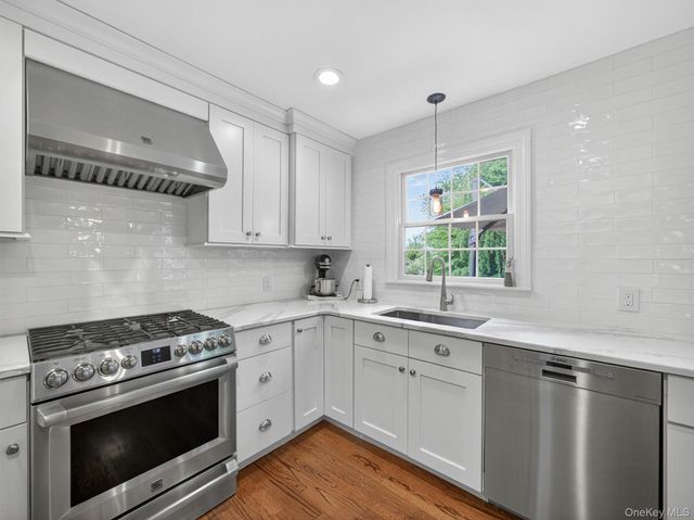 29 Christine Lane, Tappan, NY 10983