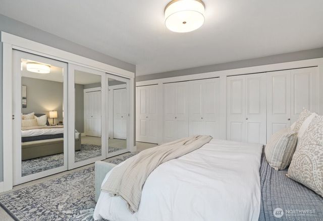 19828 SE 8th Street, Sammamish, WA 98074