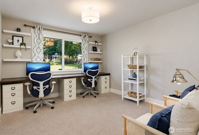19828 SE 8th Street, Sammamish, WA 98074