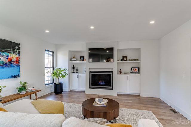 7156 Maple Avenue, Madeira, OH 45243