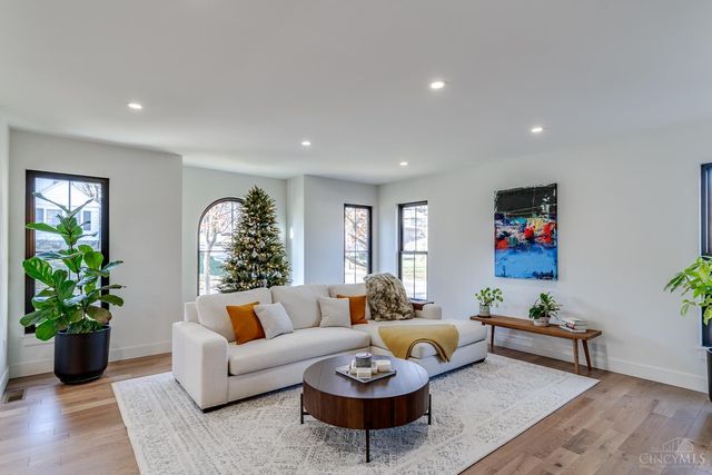 7156 Maple Avenue, Madeira, OH 45243