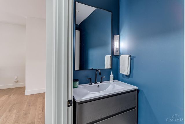 7156 Maple Avenue, Madeira, OH 45243