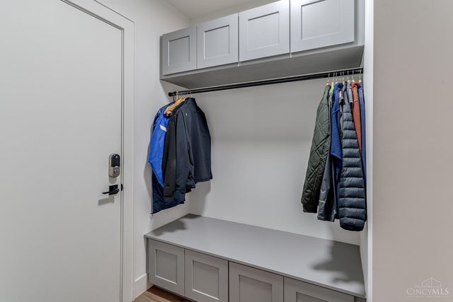 7156 Maple Avenue, Madeira, OH 45243