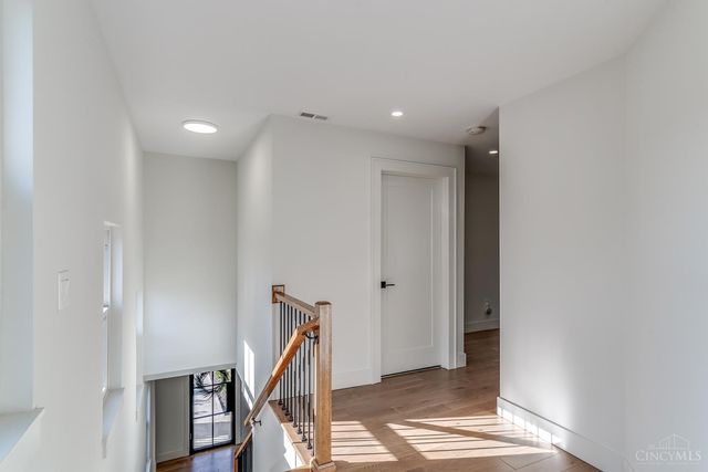 7156 Maple Avenue, Madeira, OH 45243