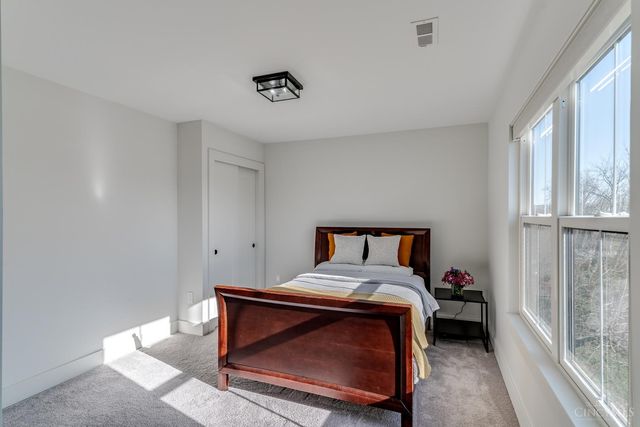 7156 Maple Avenue, Madeira, OH 45243