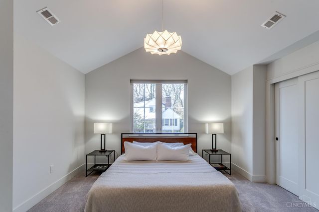 7156 Maple Avenue, Madeira, OH 45243