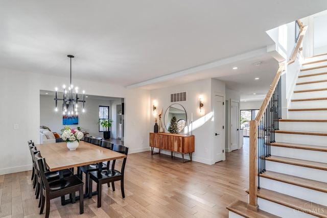 7156 Maple Avenue, Madeira, OH 45243