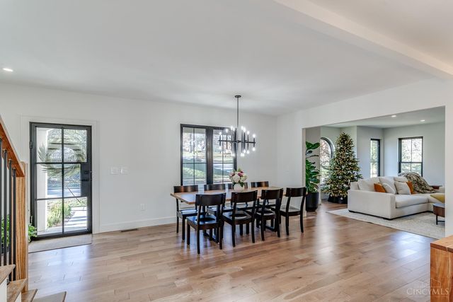 7156 Maple Avenue, Madeira, OH 45243