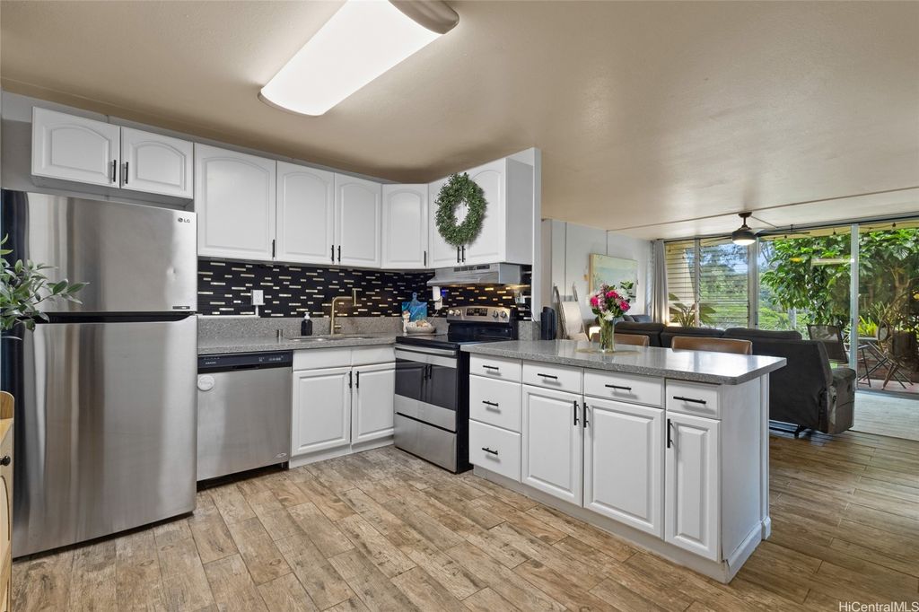 95-2044 Waikalani Place C102, Mililani, HI 96789