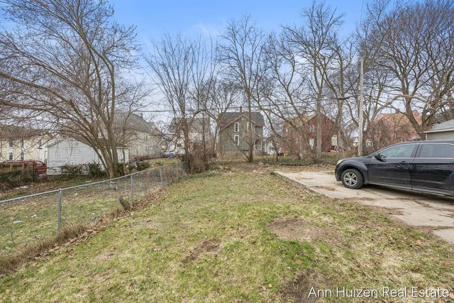 727 Union Avenue, Grand Rapids, MI 49503