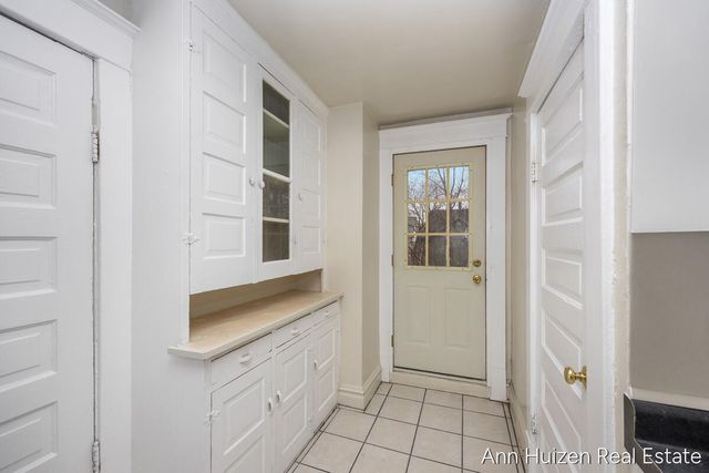 727 Union Avenue, Grand Rapids, MI 49503