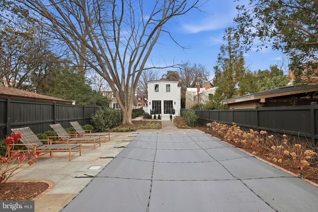 3418 RESERVOIR ST NW, Washington, DC 20007