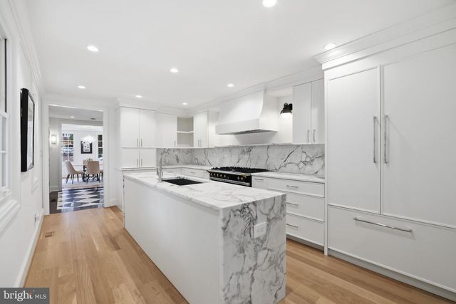 3418 RESERVOIR ST NW, Washington, DC 20007