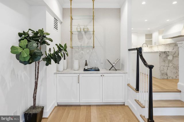 3418 RESERVOIR ST NW, Washington, DC 20007