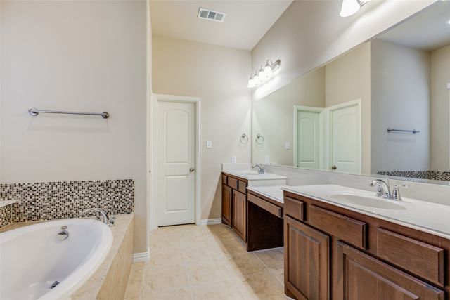 6912 Grand Mesa Parkway, Mckinney, TX 75070