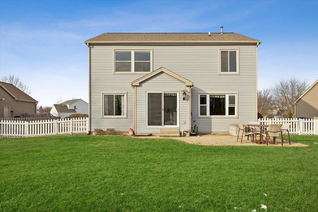 1157 Sawmill Lane, Algonquin, IL 60102