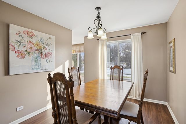 1157 Sawmill Lane, Algonquin, IL 60102