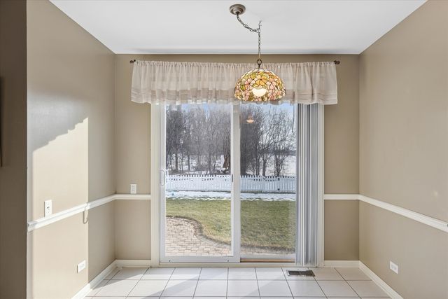 1157 Sawmill Lane, Algonquin, IL 60102