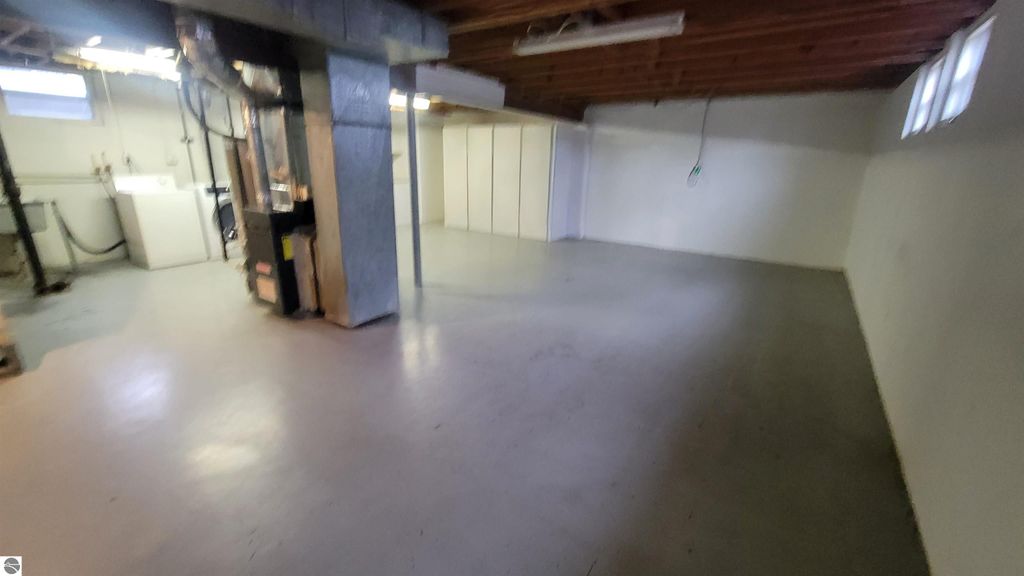 Image 19 of property listing at 8005B N Alaska Street # 15, Oscoda, MI 48750