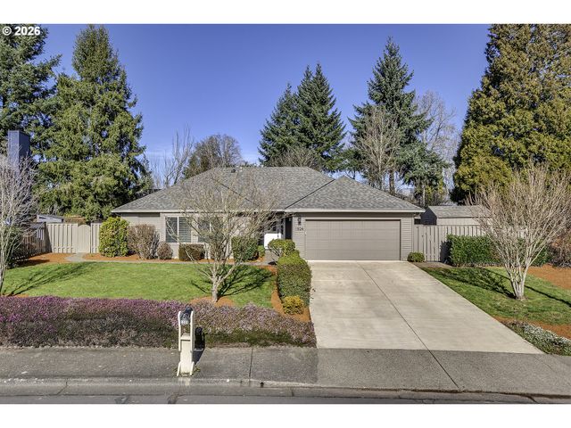1524 Ne GREENSWORD Dr, Hillsboro, OR 97124