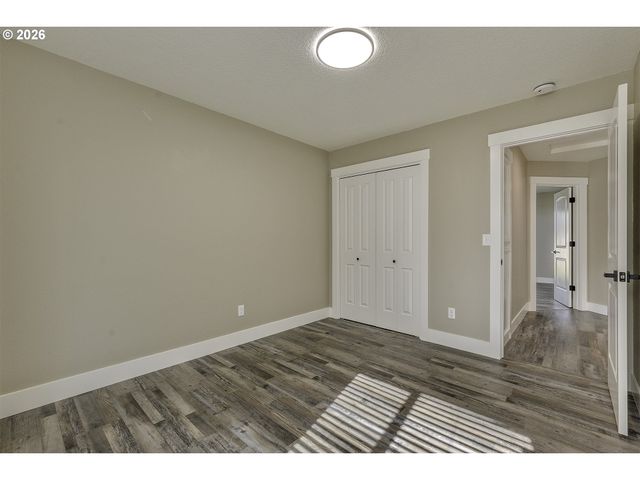 1524 Ne GREENSWORD Dr, Hillsboro, OR 97124