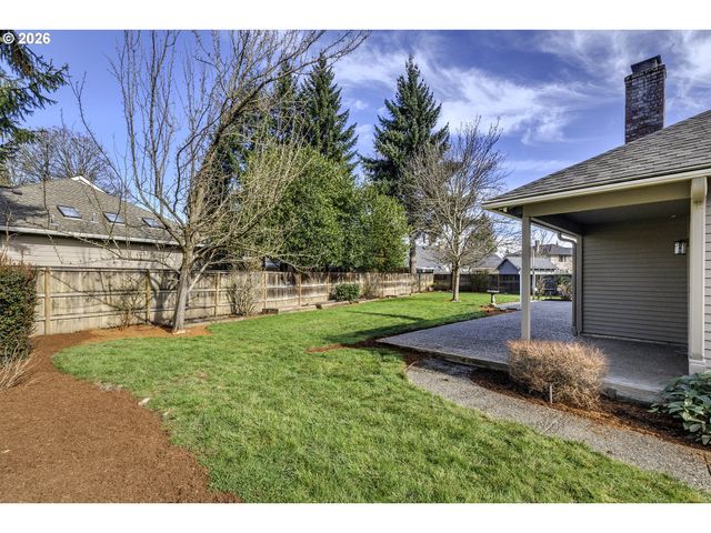 1524 Ne GREENSWORD Dr, Hillsboro, OR 97124