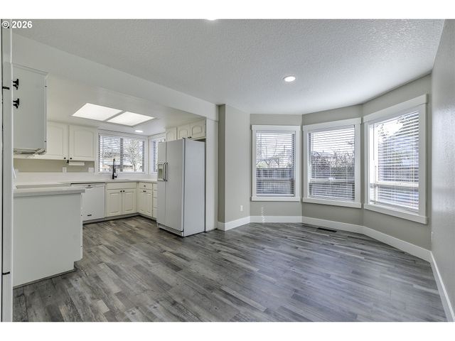 1524 Ne GREENSWORD Dr, Hillsboro, OR 97124