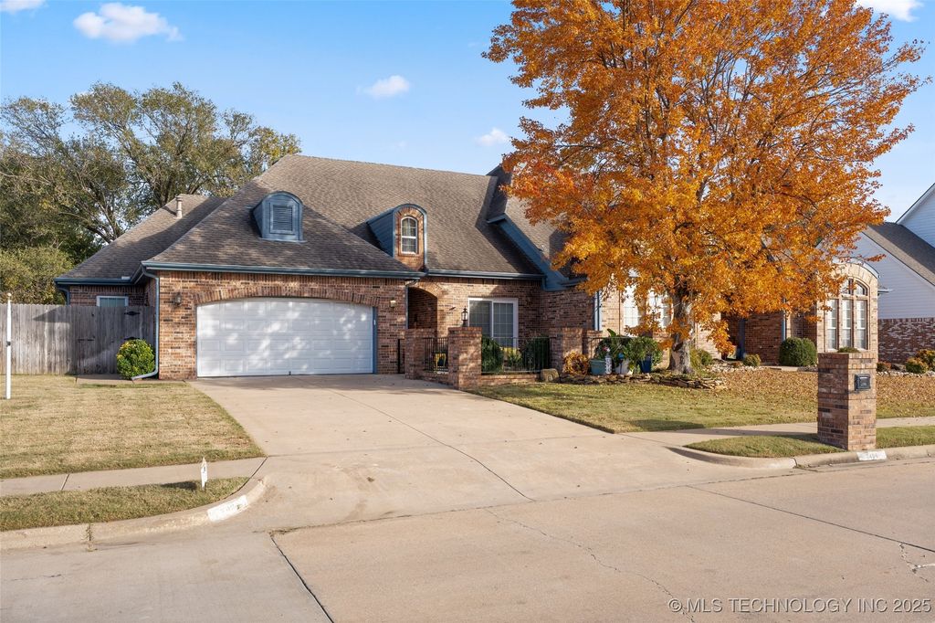 2404 Jefferson Road, Bartlesville, OK 74006