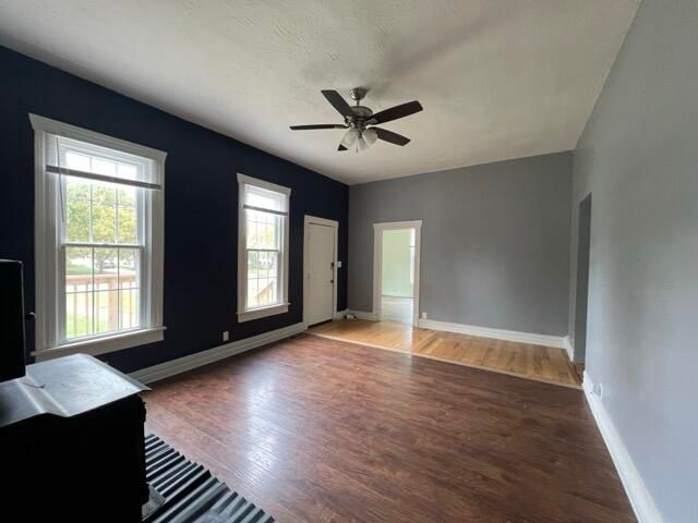 1454 N Sherman Avenue, Springfield, MO 65802