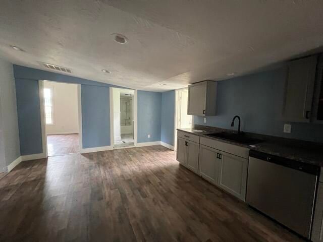 1454 N Sherman Avenue, Springfield, MO 65802