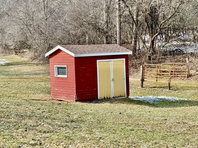 16191 County Road 25, Rollingstone, MN 55969