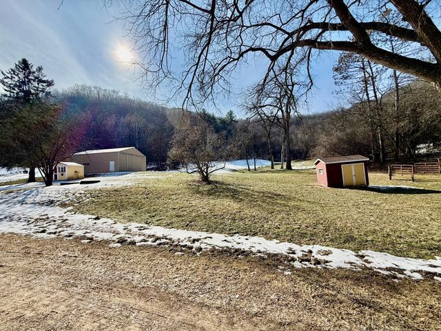 16191 County Road 25, Rollingstone, MN 55969