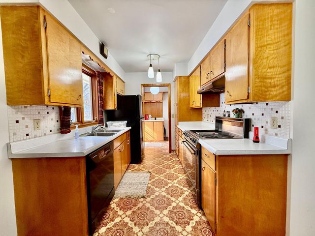 16191 County Road 25, Rollingstone, MN 55969