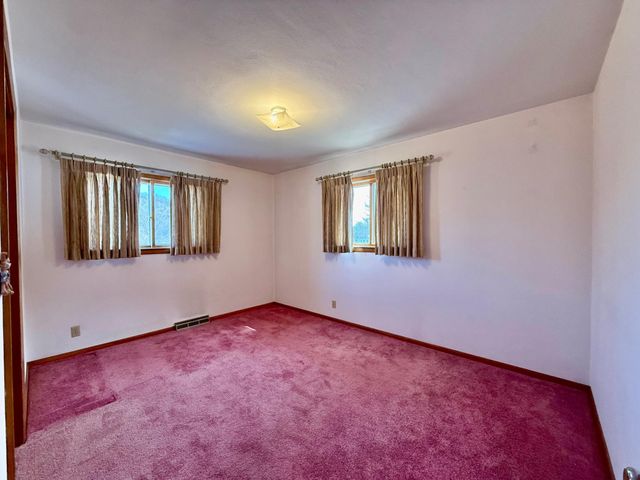 16191 County Road 25, Rollingstone, MN 55969